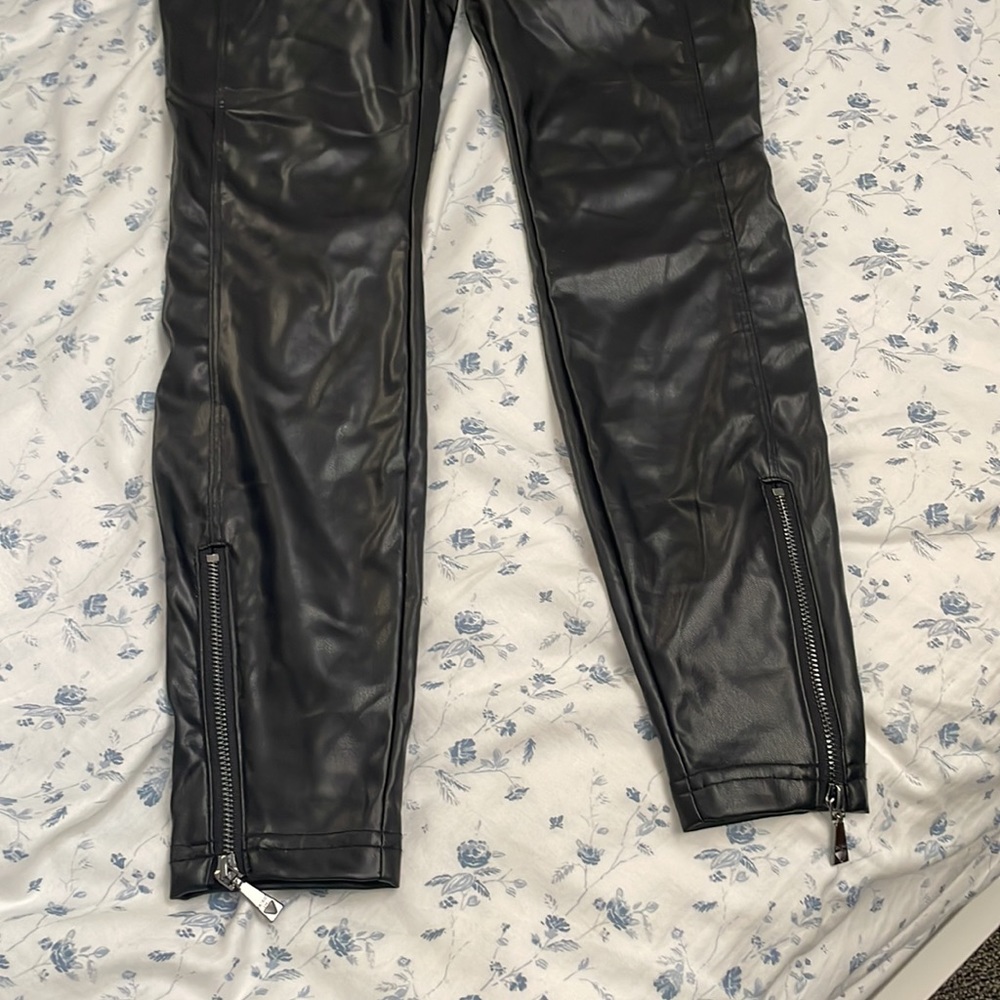 NEW Guess black leather pants - Picture 3 of 5